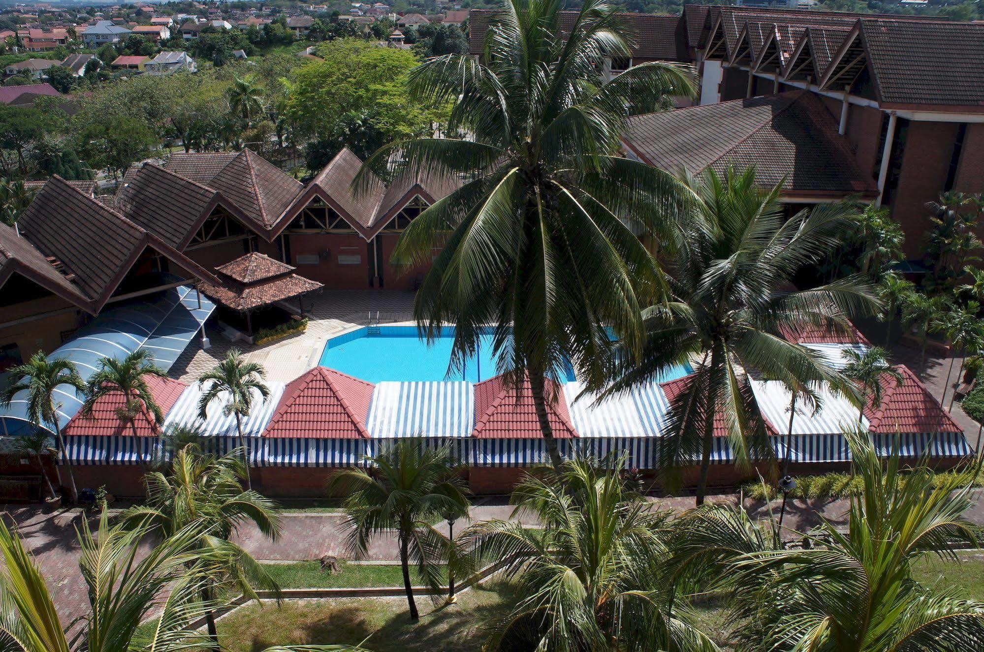 Intekma Resort & Convention Centre Shah Alam Exterior photo